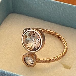 Swarovski ring sz 7